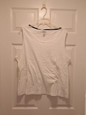 Jones New York White Sleeveless Scoop Neck Tank